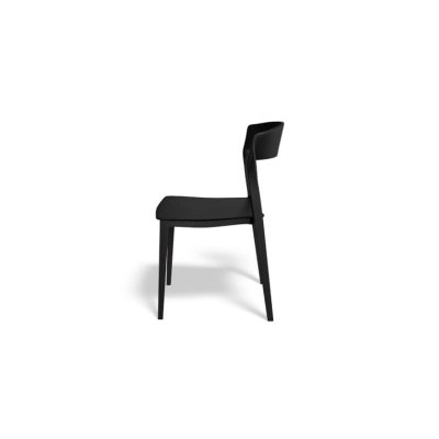 כסא שחור בעיצוב חדשני, רגליים שחורות, חומר איכותי
